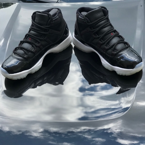 Air Jordan 11 Retro - Picture 4 of 8